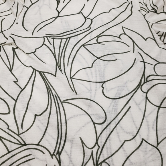 Floral top - Picture 11 of 11